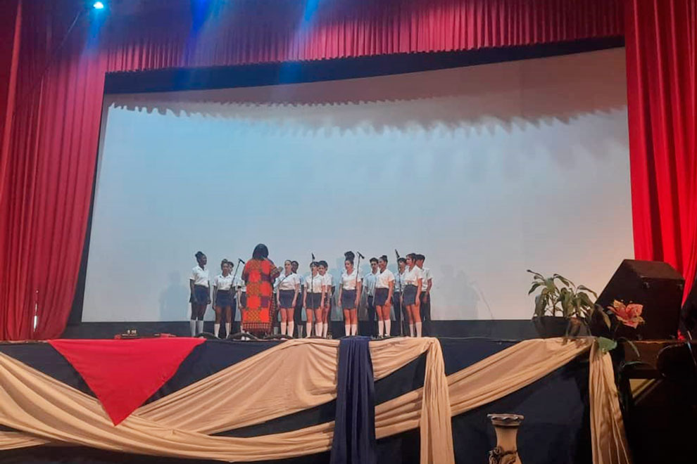 Momento cultural en la graduación de la Escuela Pedagógica.