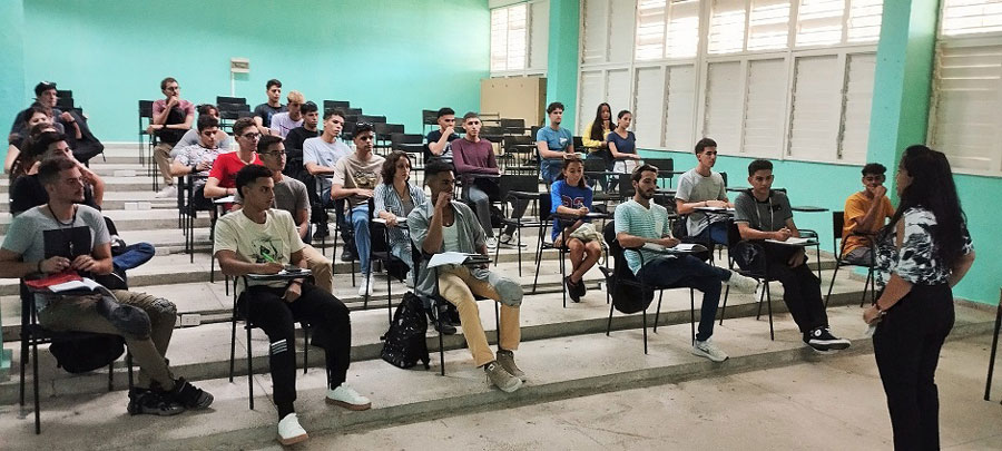 Aula de la Facultad de Ingeniería Eléctrica de la UCLV.