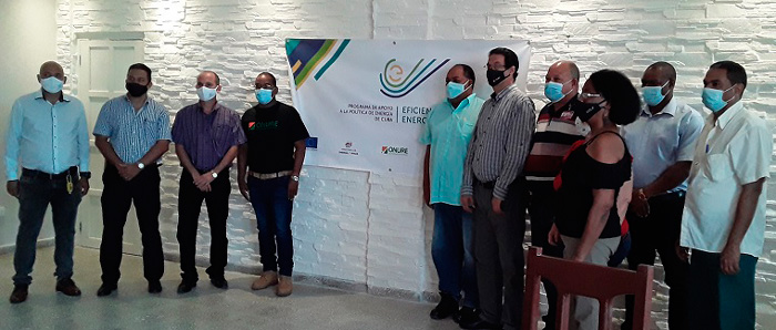 Representantes de las empresas altas consumidoras de energí­a de Villa Clara.