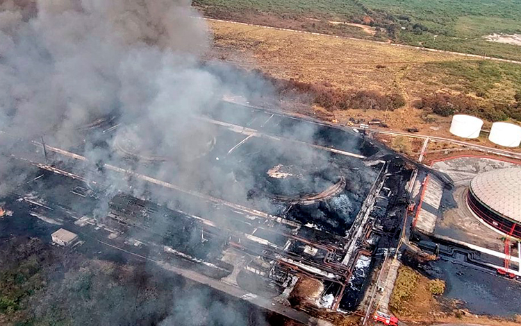 Área afectada por el incendio en la base de supertanqueros de Matanzas.