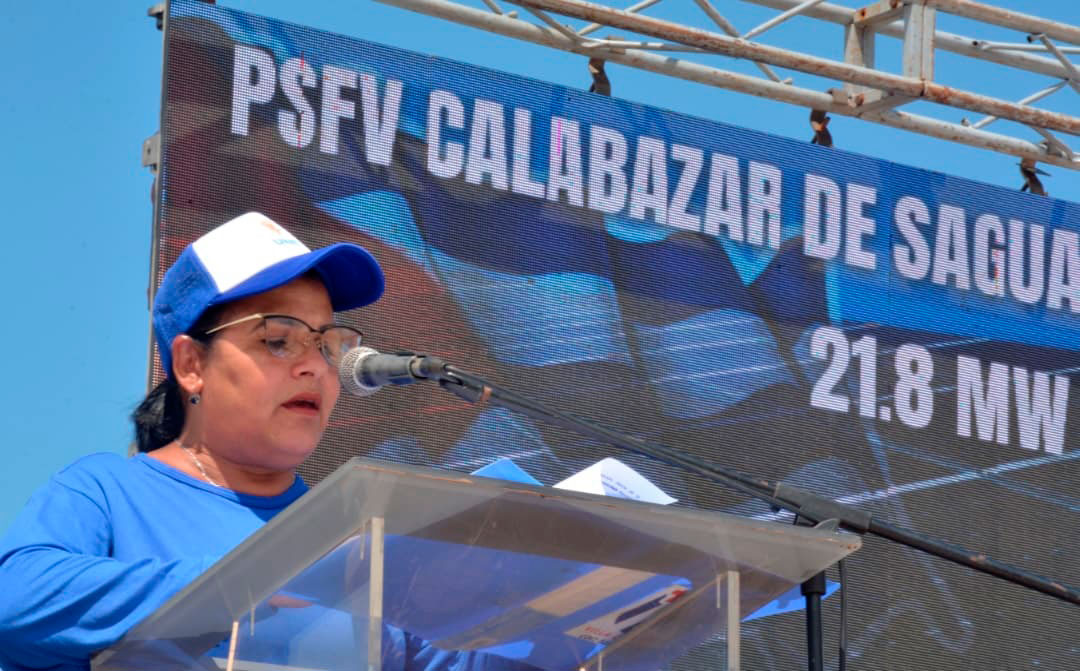 Gobernadora de Villa Clara, Milaxy Sánchez Armas, pronuncia las palabras centrales del acto inaugural.