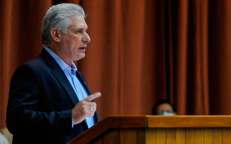 Miguel Díaz-Canel Bermúdez, presidente de la República de Cuba, clausura el quinto periodo de sesiones de la novena legislatura de la Asamblea Nacional del Poder Popular, el 28 de octubre de 2020.