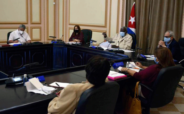  Presidido por Esteban Lazo Hernández sesionó este lunes el Consejo de Estado, mediante videoconferencia, con la participación del primer ministro, Manuel Marrero Cruz Foto: Parlamento Cubano 