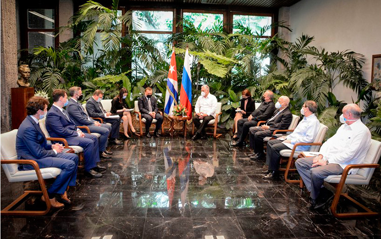 Delegaciones de Cuba y Rusia sostienen conversaciones en La Habana.