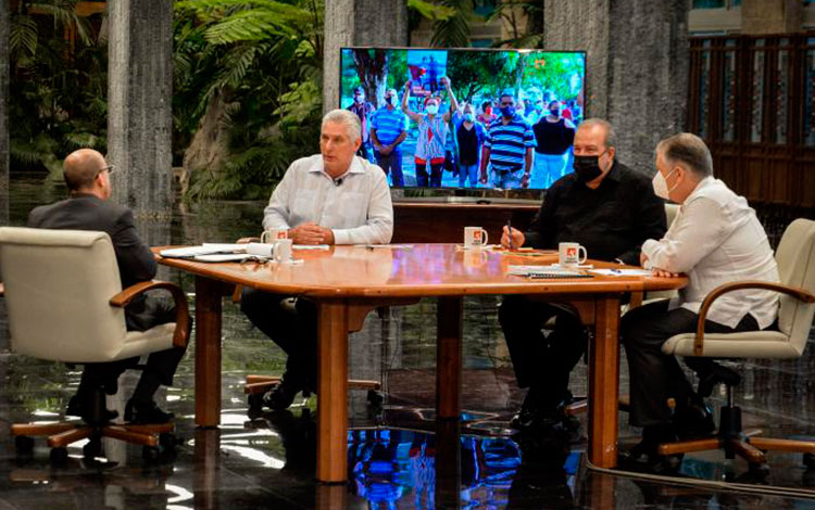 Miguel Dí­az-Canel, Manuel Marrero, Alejandro Gil y Randy Alonso.