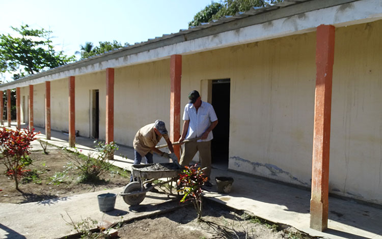 Remodelación de la escuela Carlos Caraballo, de Jorobana, en Manicaragua.