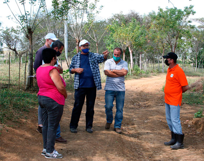 Recorrido de la coordinación del proyecto IRES por territorios de Villa Clara.