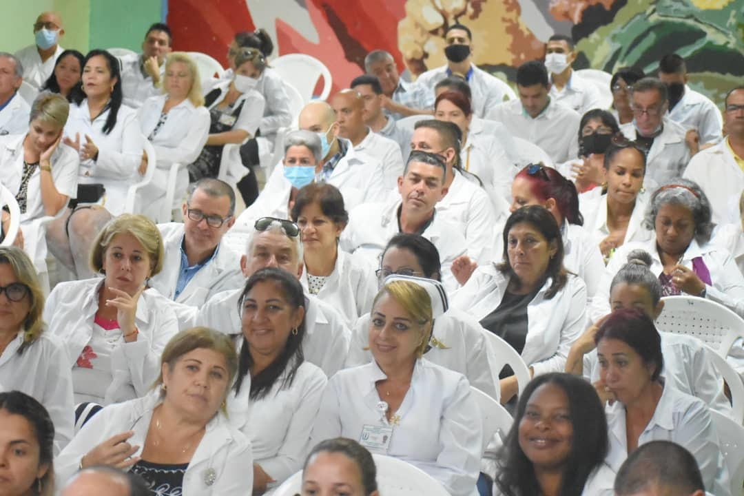 Encuentro de los candidatos a diputados por Santa Clara en la Universidad de Ciencias Médicas de Villa Clara.