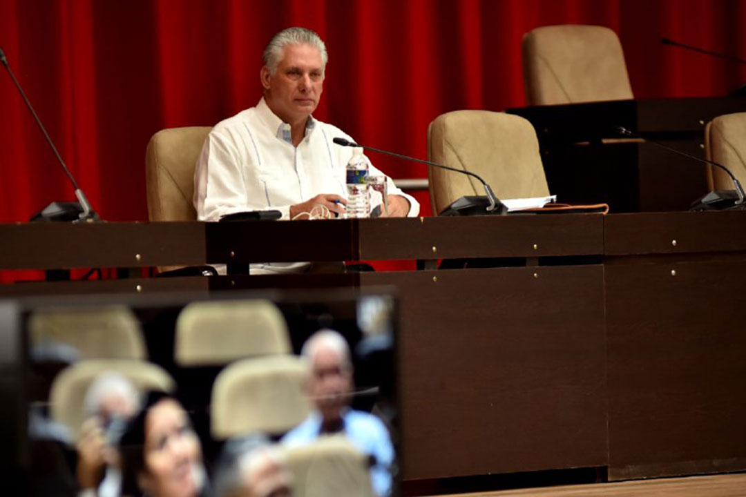 Presidente cubano, Miguel Díaz-Canel, interviene en análisis parlamentario sobre la recreación.