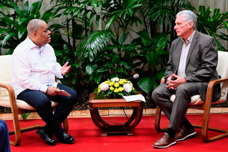 Conille, director regional de la Unicef para América Latina y el Caribe, y Miguel Díaz-Canel, presidente de Cuba.