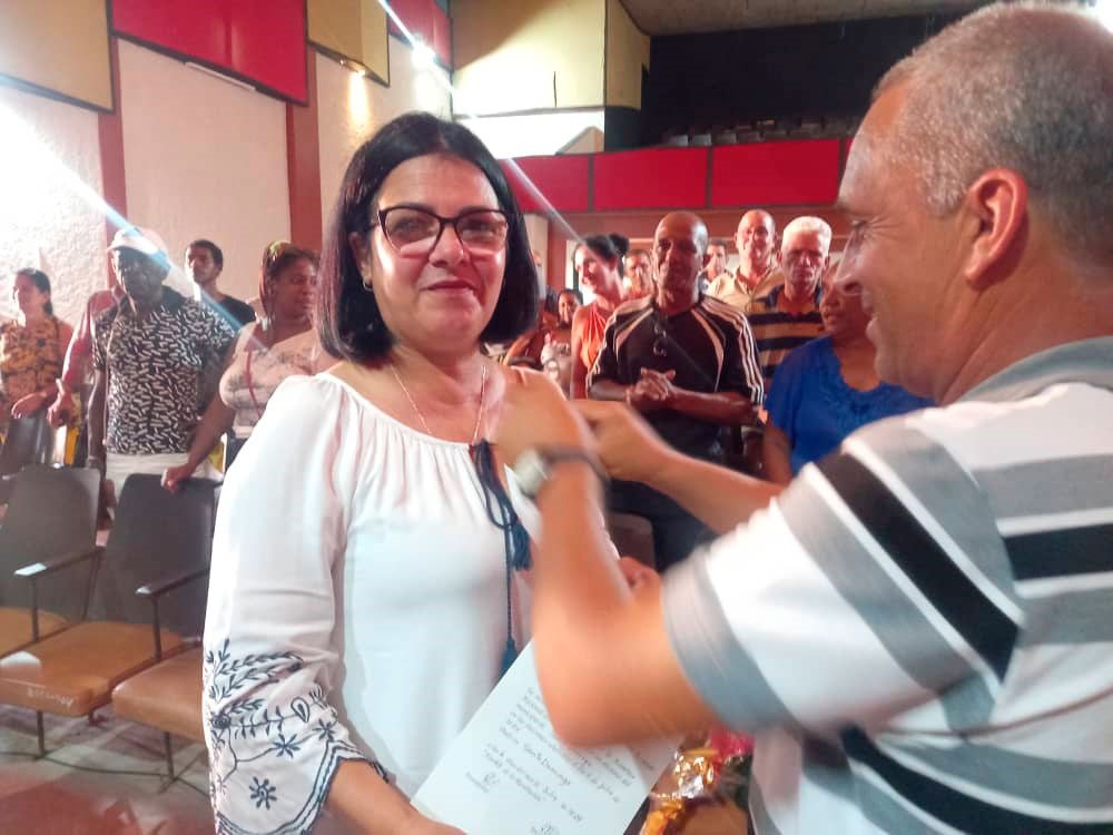 Gobernadora Milaxy Sánchez Armas recibe condición de diputada.