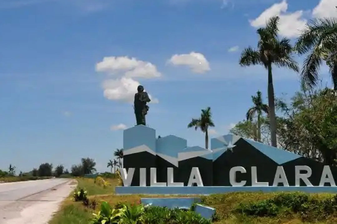 Entrada a Villa Clara