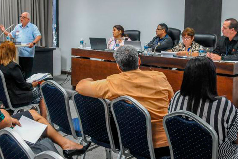 Debate de la comisión de Salud y Deporte.