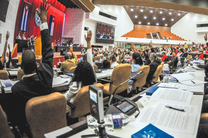 Diputados en sesión ordinaria del Parlamento cubano.