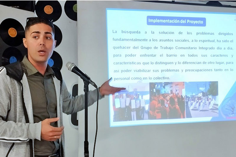 David Perdomo, representante de una circunscripción del Condado, en Santa Clara.