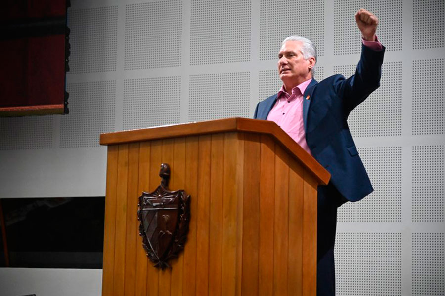 Presidente cubano, Miguel Díaz-Canel, pronuncia palabras de clausura del Cuarto Período de Sesiones de la X Legislatura de la Asamblea Nacional del Poder Popular.