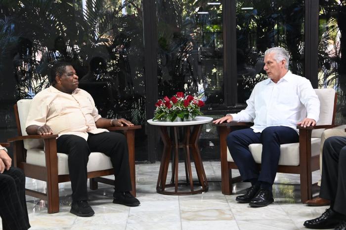 Presidente cubano, Miguel Díaz-Canel, recibió en La Habana a Martin Chungong, secretario de la Unión Interparlamentaria.