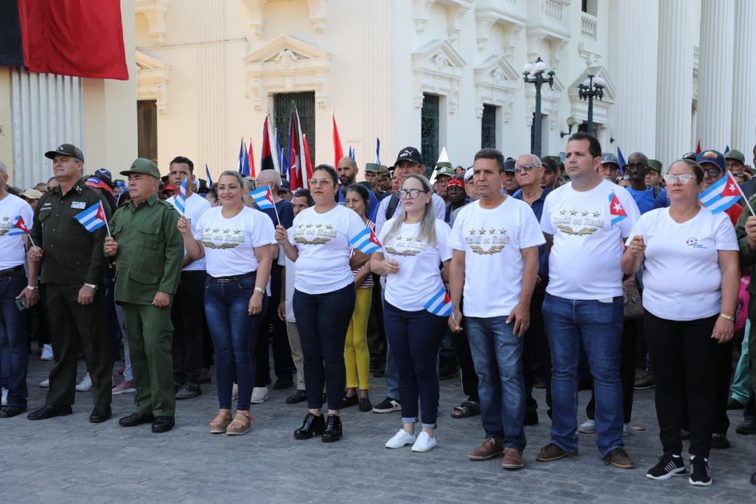 Presidencia de la Tribuna Abierta.