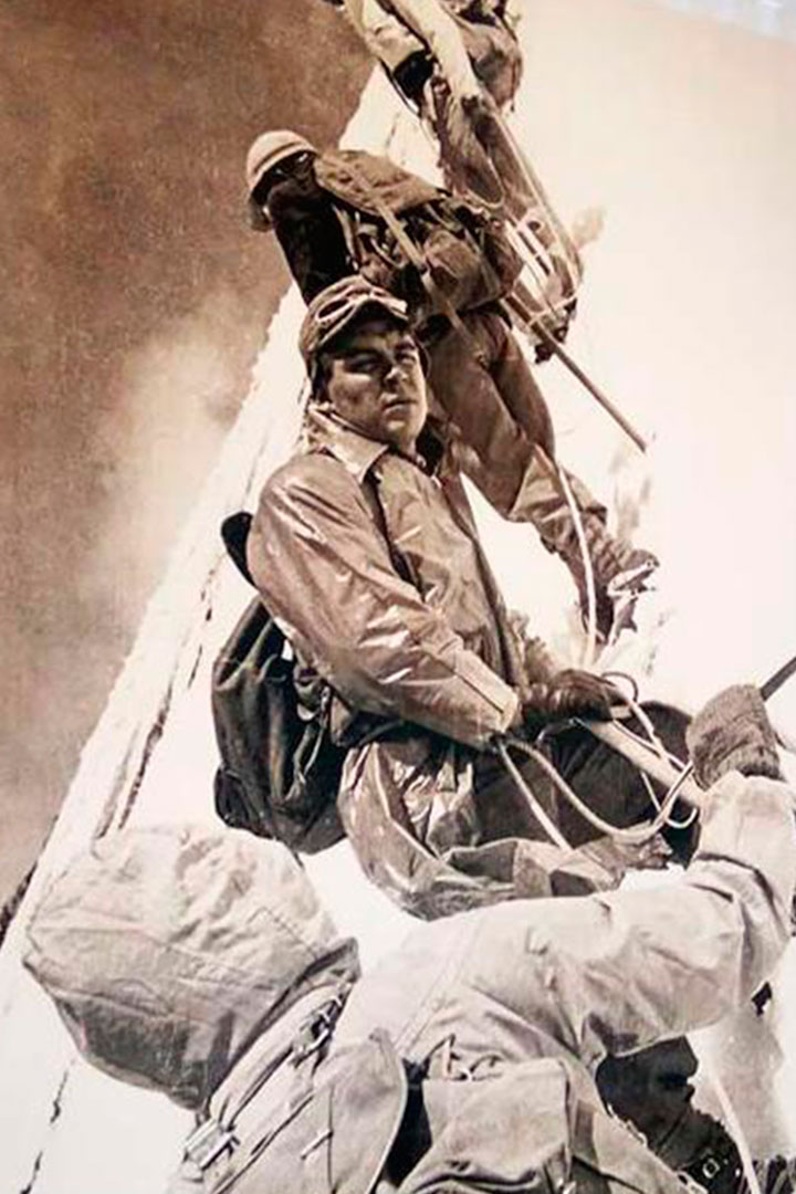 Ernesto Che Guevara escalando el Popocatépetl, en México.