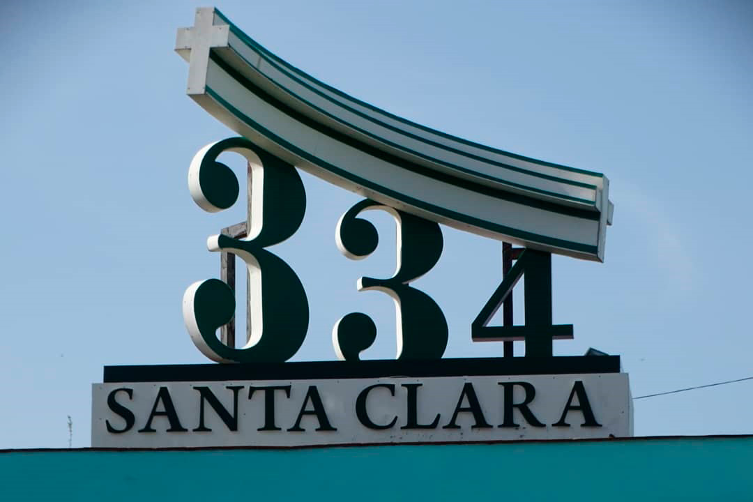 Cartel del aniversario 334 de Santa Clara.