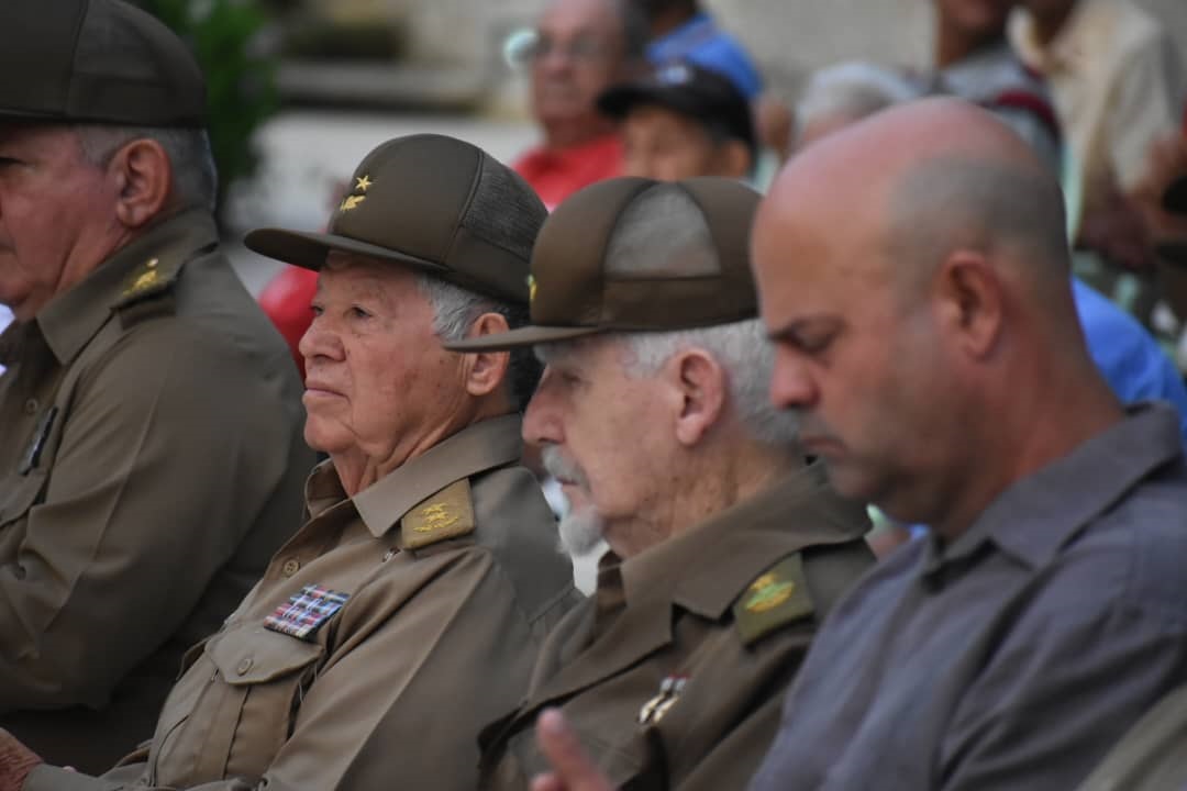 El Comandante de la Revolución Ramiro Valdés Menéndez y el general de división Ramón Pardo Guerra.