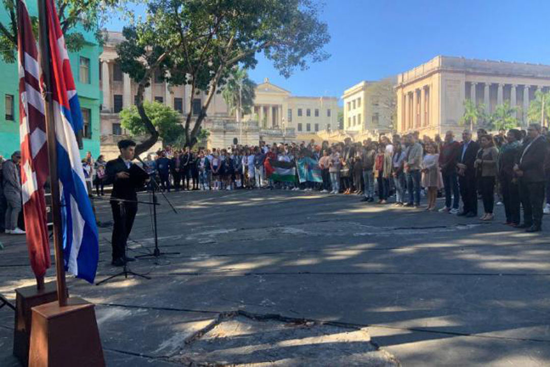 Acto por aniversario de desaparición física de Julio Antonio Mella