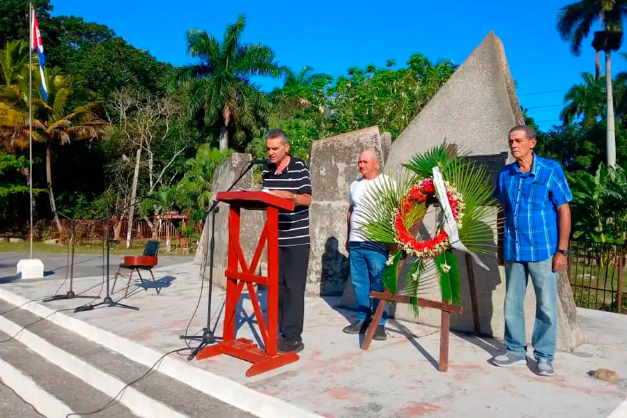 Acto en conmemoración de las acciones del 8 de abril en Quemado de Güines.