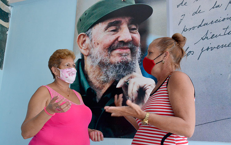Magda y Mayra evocan el encuentro con Fidel en la INPUD