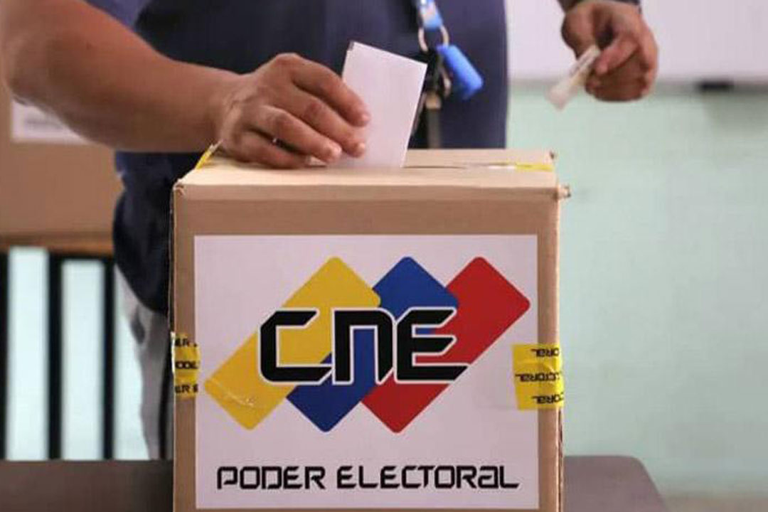 Ciudadano ejerciendo el derecho al voto