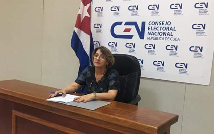 Alina Balseiro, presidente del Consejo Electoral Nacional.