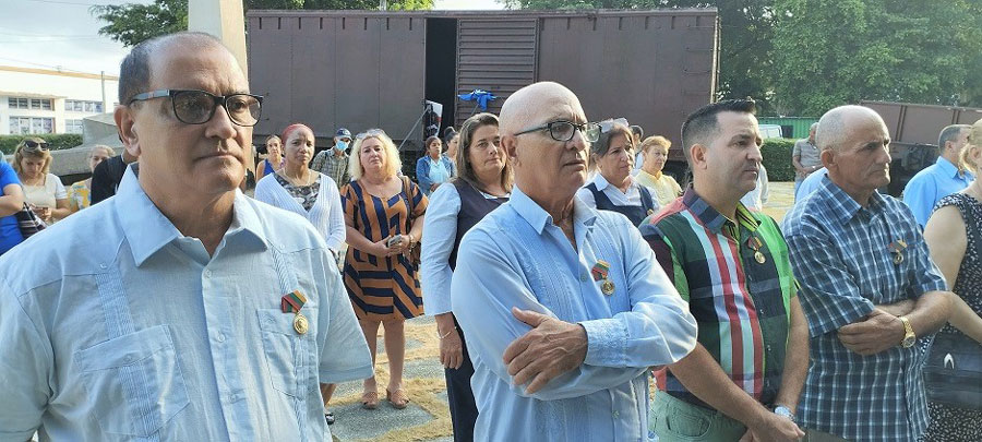 Personalidades y colectivos condecorados.