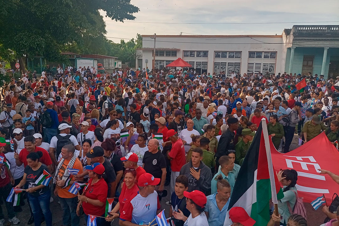 Concetración tras la marcha en honor al Che.