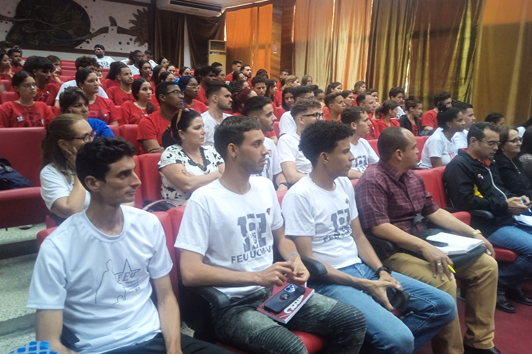 Estudiantes de la Universidad de Ciencias Médicas de Villa Clara.