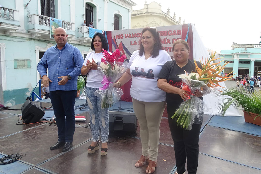 Reconocimiento a Villa Clara, Provincia Destacada,  por parte de la presidencia.