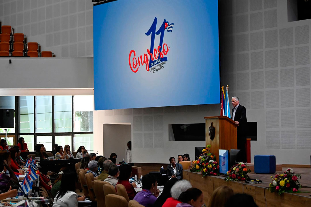 Presidente cubano. Miguel Díaz-Canel, clausura el XI Congreso de la FMC.