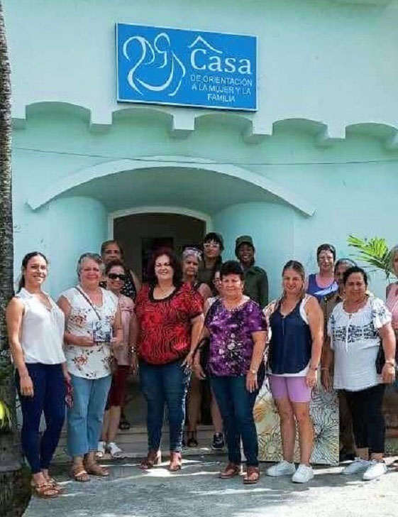 Casa de Orientación a la Mujer y la Familia en Santa Clara.