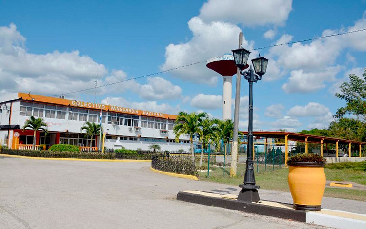 Empresa Constructora de Ví­as Férreas Comandante Tony Santiago (Solcar)