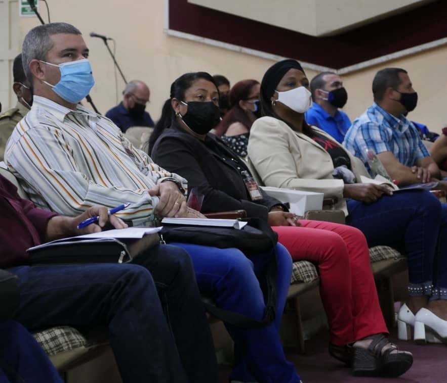 Delegados a la Asamblea de Balance del Partido en Santa Clara.