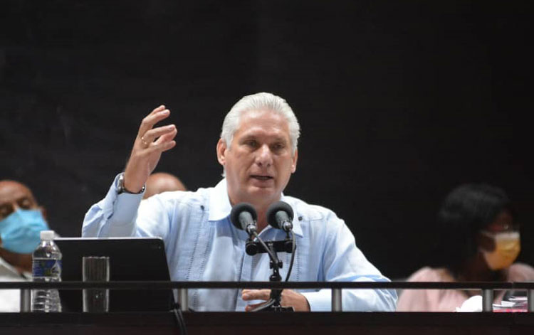 Miguel Díaz-Canel, preside Asamblea de Balance del Partido en Villa Clara.