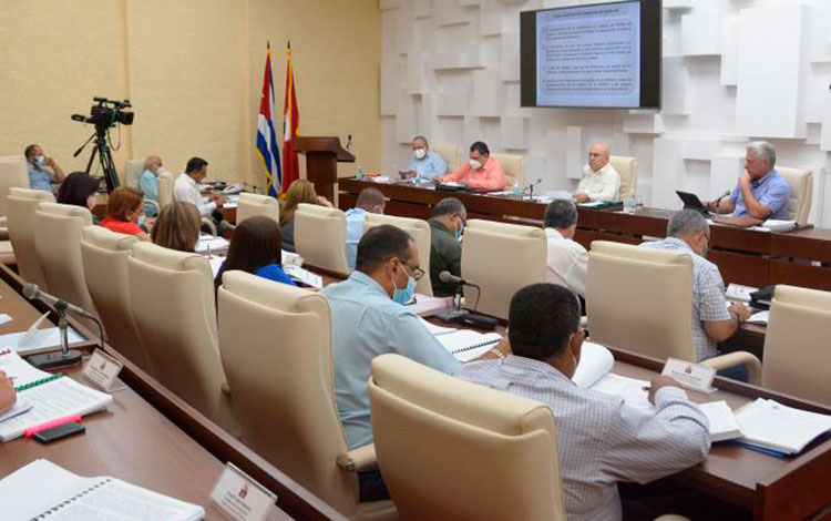 Reunión del Secretariado del Comité Central con los primeros secretarios del Partido en las provincias y el municipio especial de la Isla de la Juventud. 