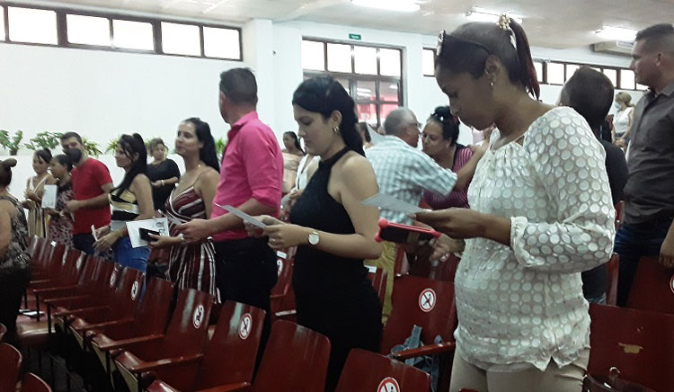 Graduados en la Escuela Provincial del Partido de Villa Clara.