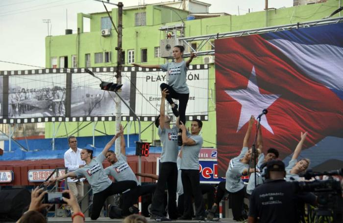 Acto por el aniversario 62 de la proclamación del carácter socialista.