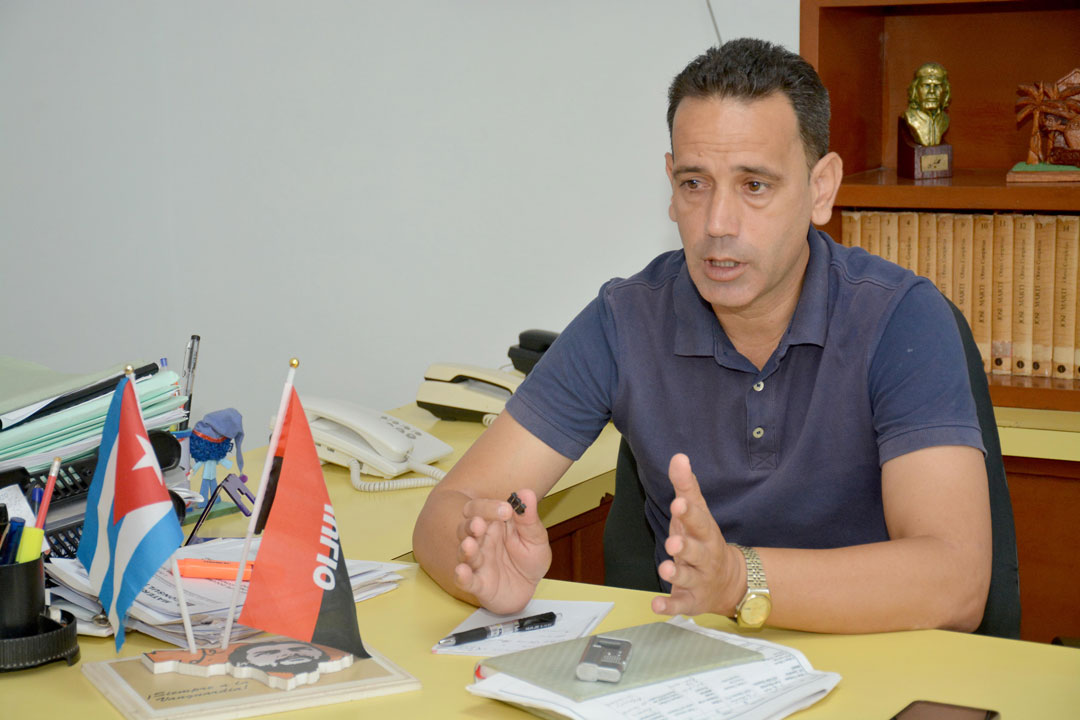 Osnel Corzo Pérez, primer secretario del Partido en el municipio de Quemado de Güines.