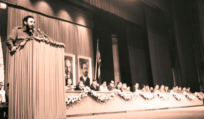 Fidel Castro Ruz en la sesión constitutiva del Partido Comunista de Cuba, el 3 de octubre de 1965.