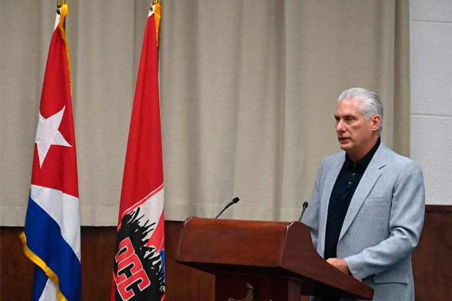 Miguel Díaz-Canel pronuncia el discurso de clausura del XI Pleno del Comité Central del Partido Comunista de Cuba.