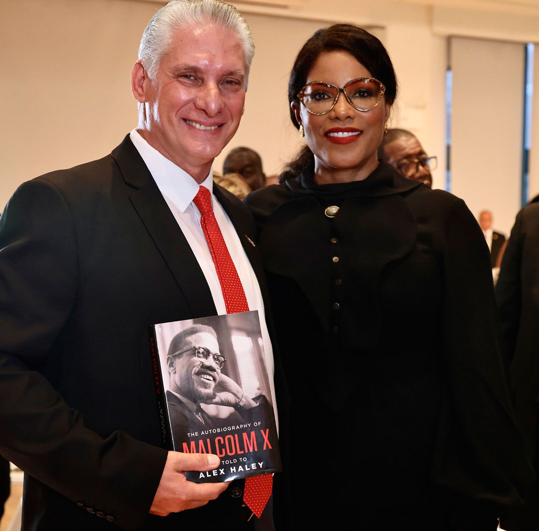 Presidente cubano. Miguel Díaz-Canel, y la Doctora Ilyasah Shabazz, hija de Malcolm X.