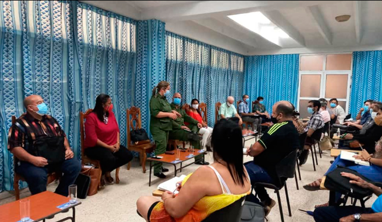 Encuentro entre la prensa y los delegados de Villa Clara al 8.º Congreso del Partido Comunista de Cuba.