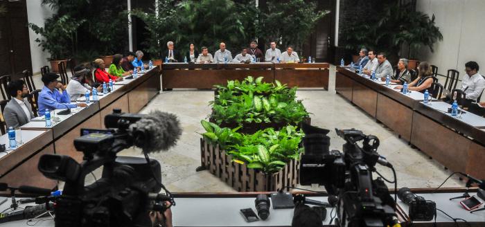 Conversaciones de paz de Colombia.