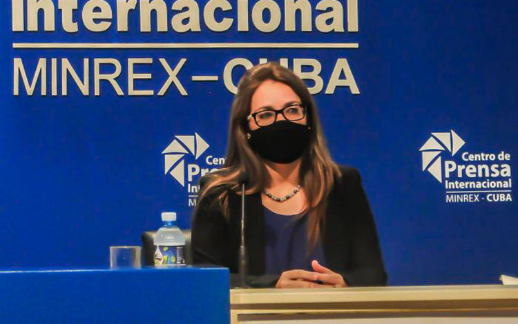 Conferencia de prensa de Yaira Jiménez Roig, directora de Comunicación e imagen del Minrex.