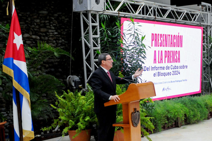 Presentación del informe por el canciller cubano.